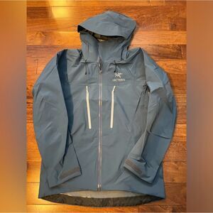 Arc’teryx Alpha SV Gore-Tex Jacket Men’s XS SAMPLE